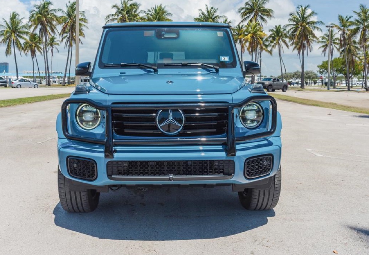 1 Mercedes G550 China Blue Rental in Bal Harbour – Iconic design in a rare color