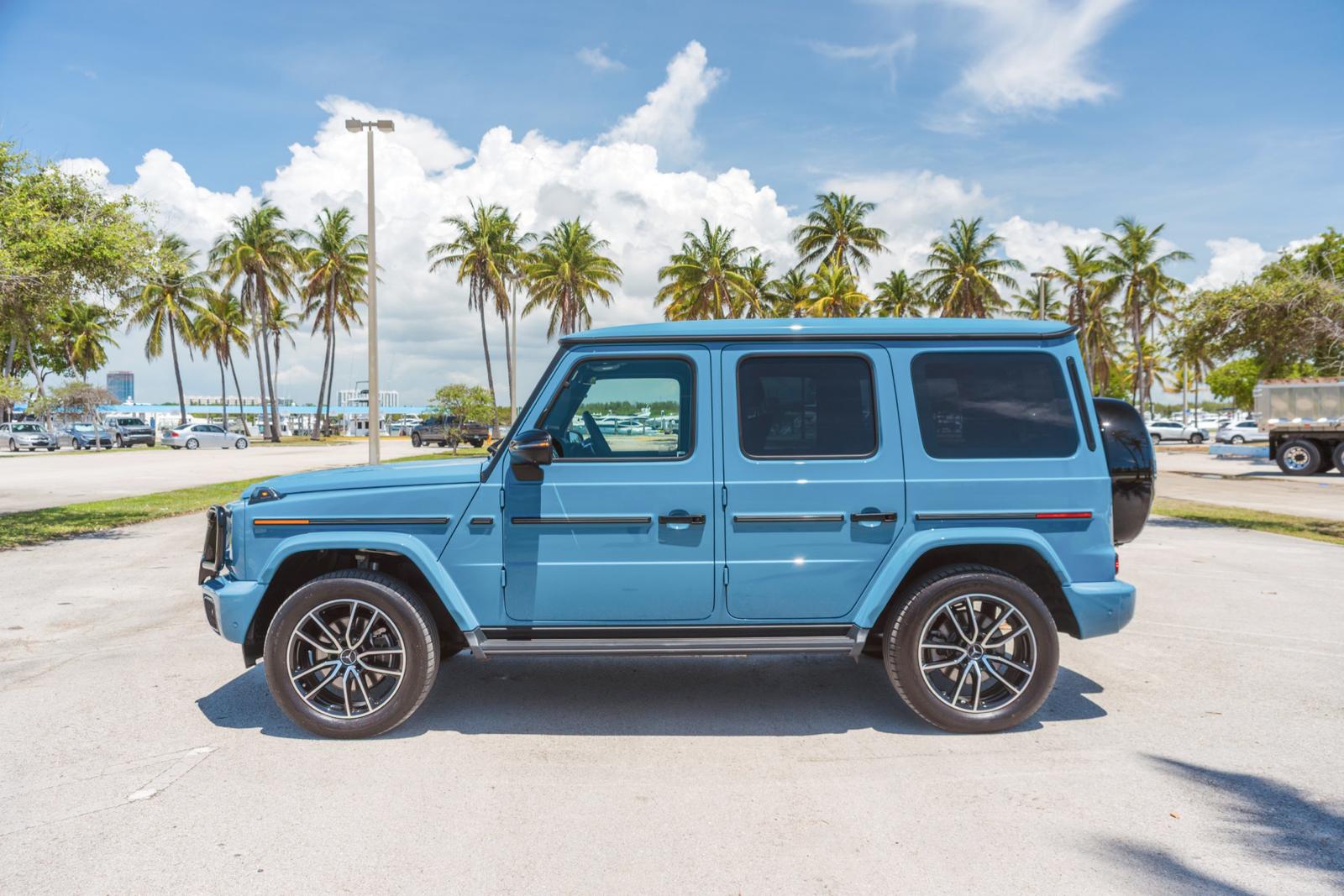 4 Mercedes G550 China Blue Rental in Bal Harbour – Iconic design in a rare color